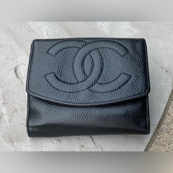 CHANEL Caviar Leather vintage Wallet - Picture 1 of 9